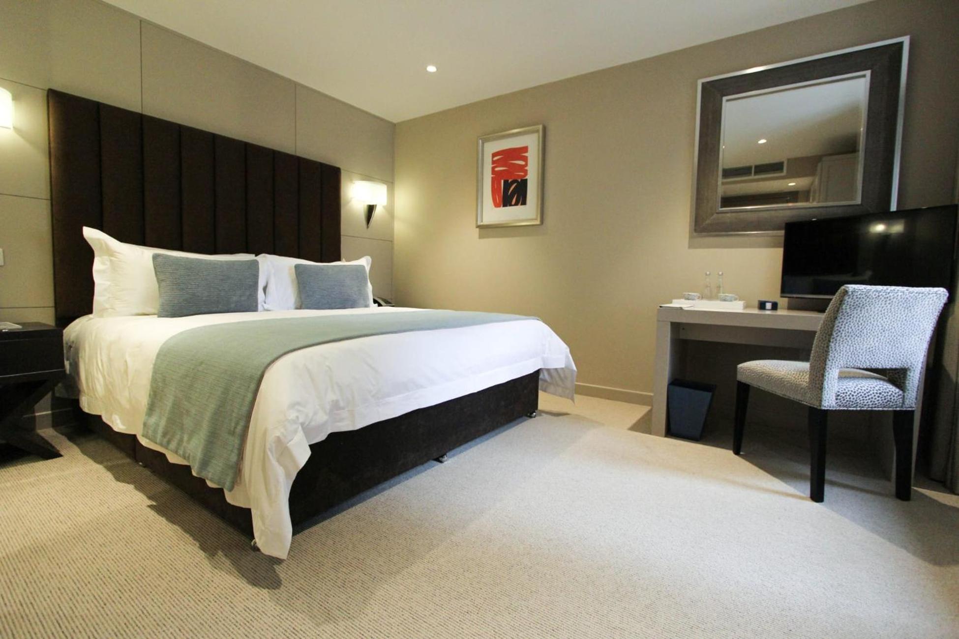 Cae Court Hotel Bridgend  Esterno foto