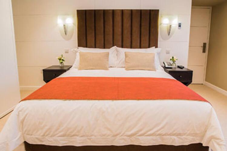 Cae Court Hotel Bridgend  Esterno foto