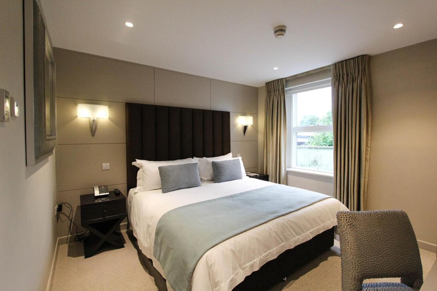 Cae Court Hotel Bridgend  Esterno foto