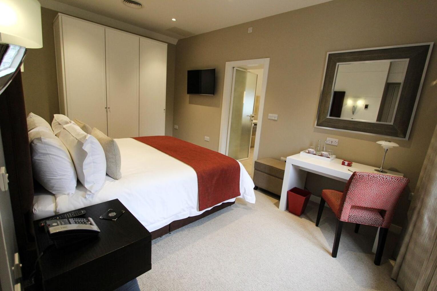 Cae Court Hotel Bridgend  Esterno foto